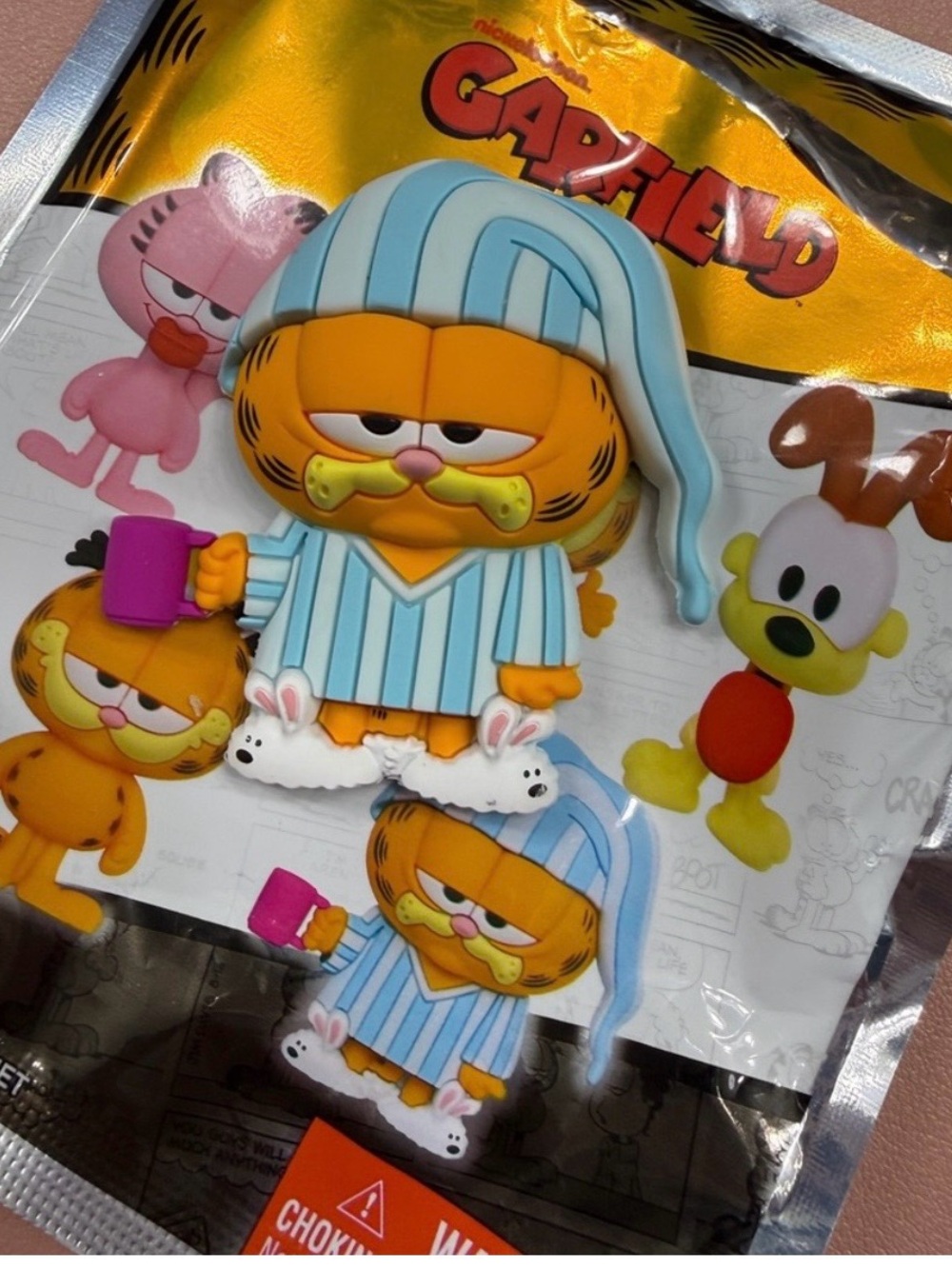 Garfield Pajama magnet - Striped Blue Nightcap
